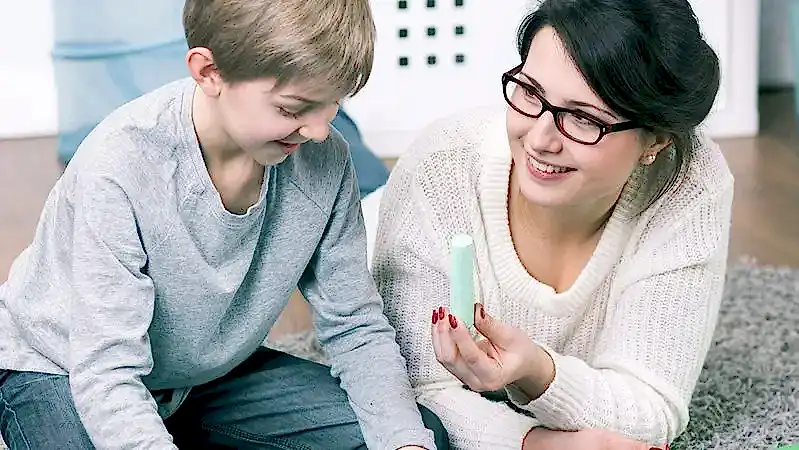 Няня для сопровождения ребенка