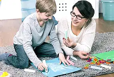 Няня для сопровождения